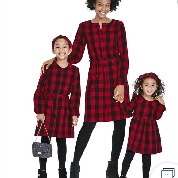 The Children’s Place Buffalo Plaid Family Shirt Dress - Picture 3 of 10